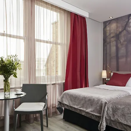 The Queens Gate Hotel