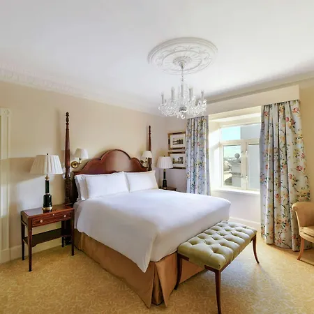 The Savoy Hotel 5*