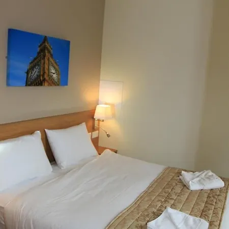 Hotel Kings Cross 3*