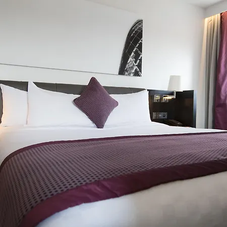 Hilton Angel Islington Hotel 4*