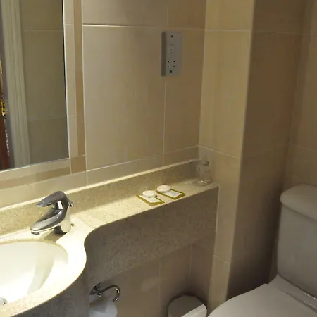 Olympic House 3*