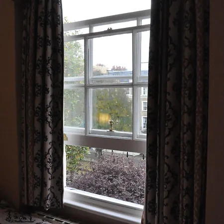 Olympic House Hotel 3*
