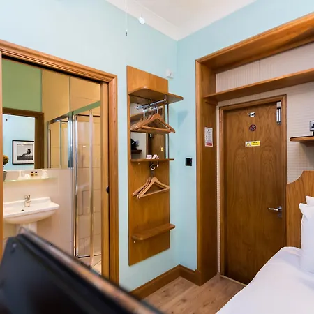 Hotel Arosfa By Compass Hospitality