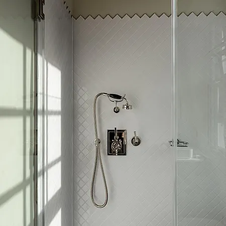 Hotel Henrietta Experimental 4*