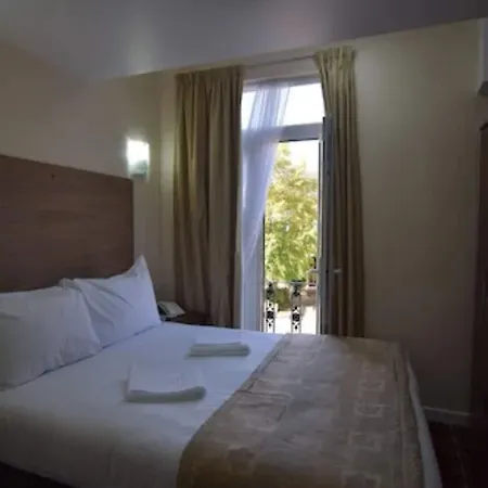 Lucky 8 Hotell