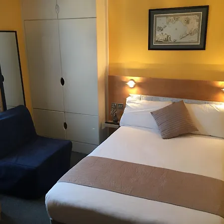 United And Hotel Londres