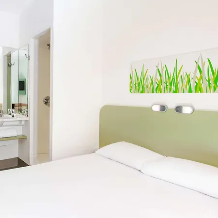 Ibis Budget London Hotel 2*