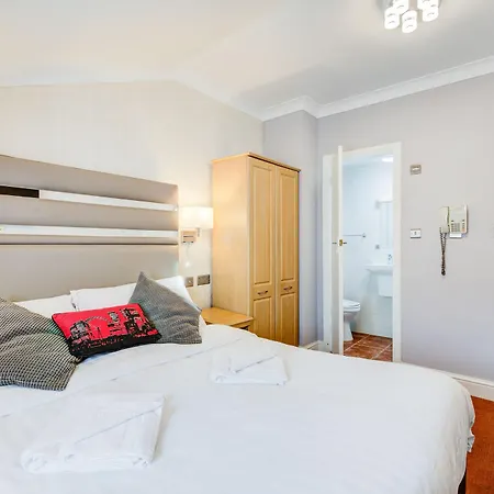 Hotel Admiral At Park Avenue 3*
