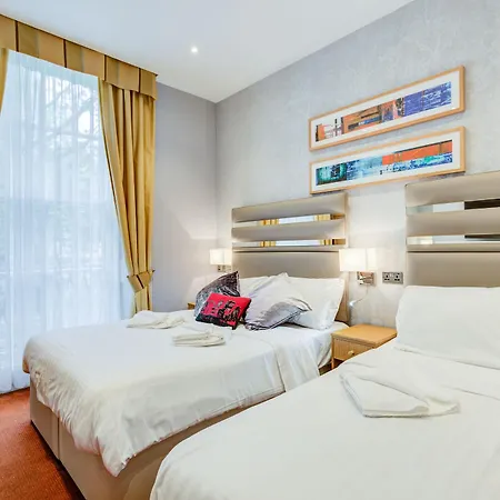 Admiral At Park Avenue 3*
