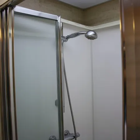 Otel Eurotraveller Hotel- Express 3*