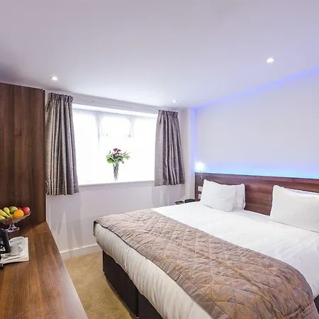 Signature London Hotel Ilford