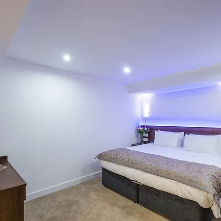 Signature London