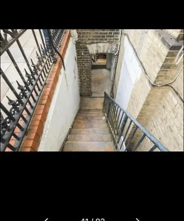 West Kensington 3 Bedroom * London