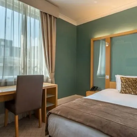 The Cumberland, 4* London