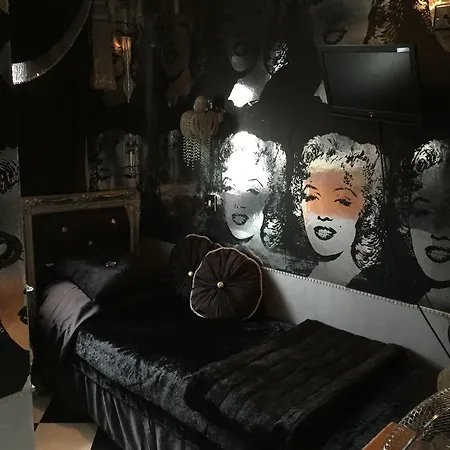 Pavilion 3* London