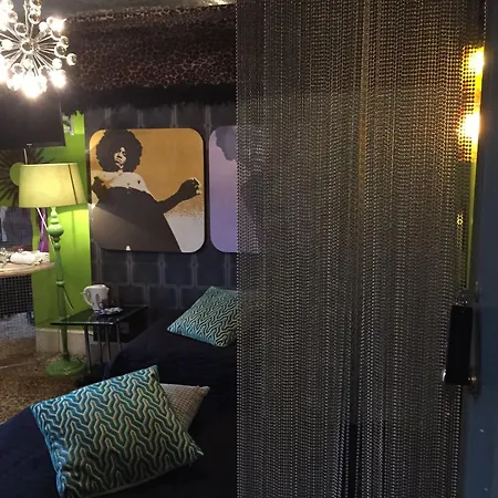 Pavilion Hotel London