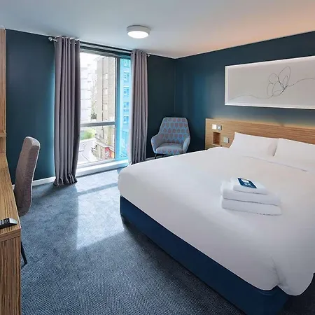 Travelodge Southwark 3*