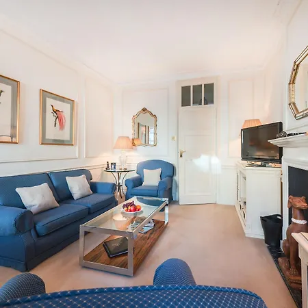 44 Curzon Street By Mansley 4*