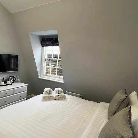 Inn Dockers 2*