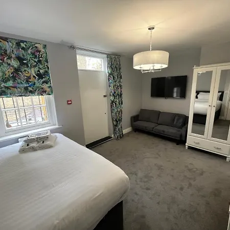 Inn Dockers London