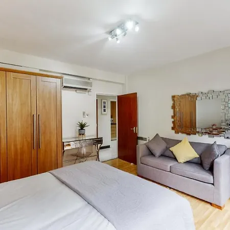 Baker Street Apartament