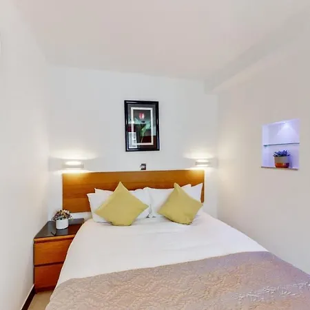 Apartament Baker Street *
