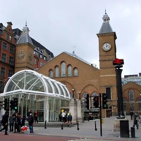 Gorgeous Flatb Liverpool St Station Homestay *