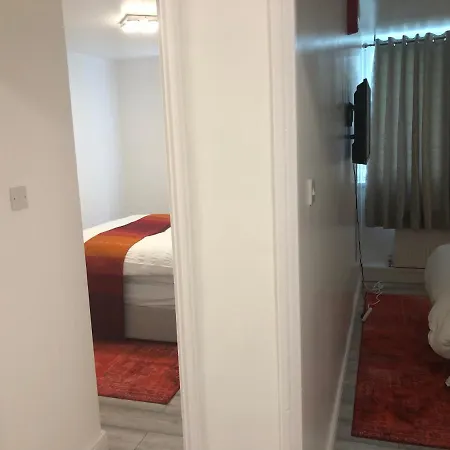 Luxury 2 Bedroom Flat In Abbey Wood,