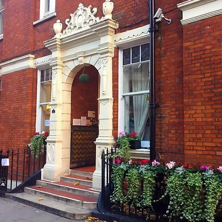 Vandrarhem Barkston Earls Court *