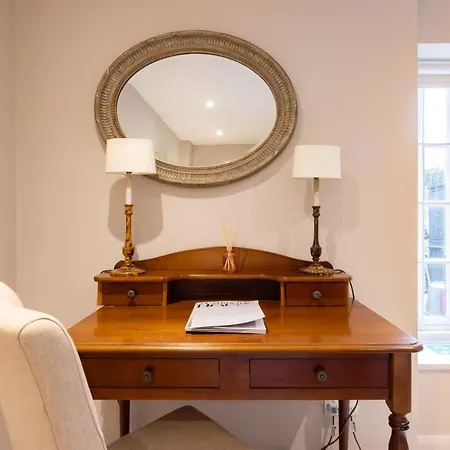 Knightsbridge Roof Garden 3* London