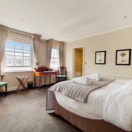 Knightsbridge Roof Garden 3*
