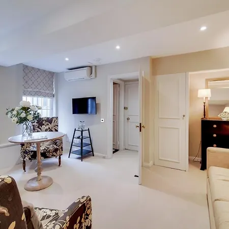 Knightsbridge Roof Garden 3*