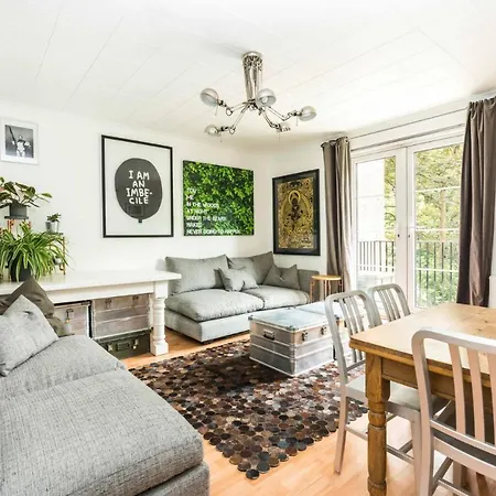 Super 1 Bed Flat Hoxton Zone 1 Apartment London