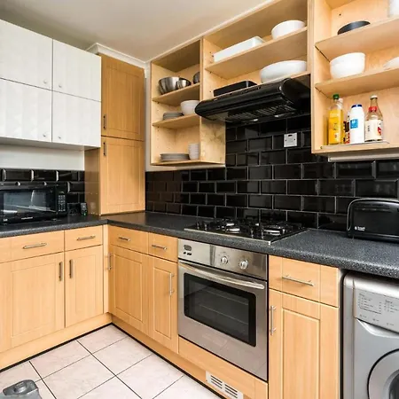 Super 1 Bed Flat Hoxton Zone 1 Apartment London