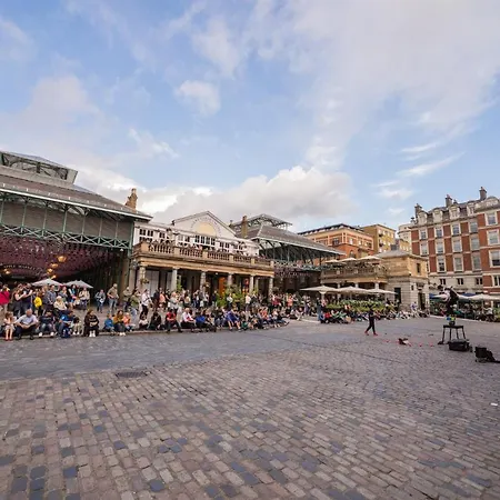 Stylish Covent Garden Apartment