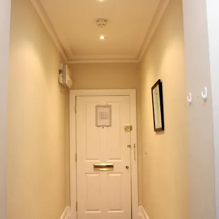 Leicester Square Apartment