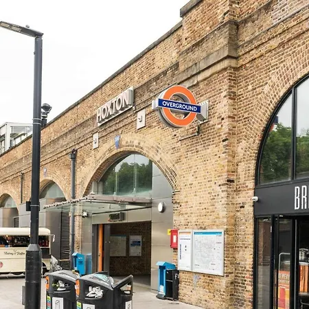 Super 1 Bed Flat Hoxton Zone 1 Apartment London