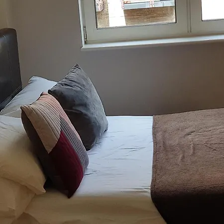 Apartment Portered Flat Shad Thames London