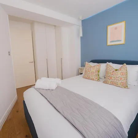 Stylish Covent Garden Apartment *
