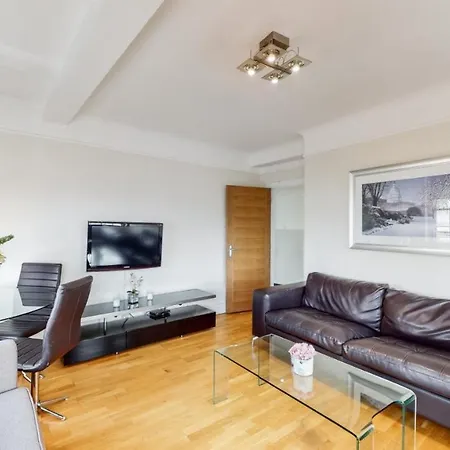 Bryanston Apartment