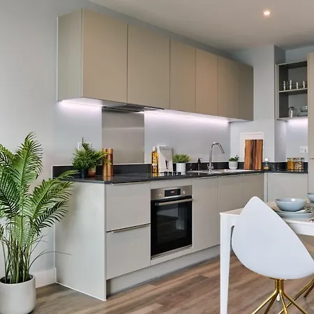 Studios, 1 Bedroom And 2 Bedroom At Kew Bridge In * Brentford