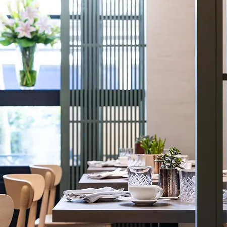 Hotel La West - Hyde Park