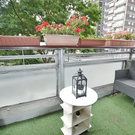 Lägenhet Garden Tower Flat *