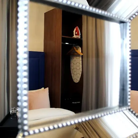 Cg Kensington Hotel 4*