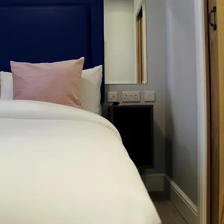 Cg Kensington Hotel