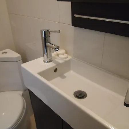 Earls Court Garden Hotel 2*