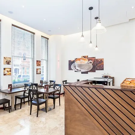 Hotel Avni Kensington 3*