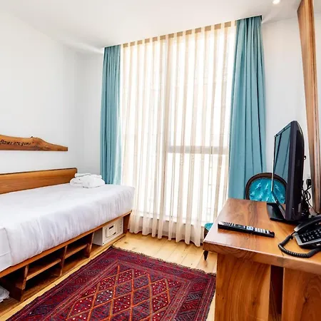Limehouse Library 4*