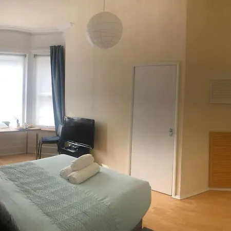 Marcela's Place - Private Near Heathrow Appartamento *