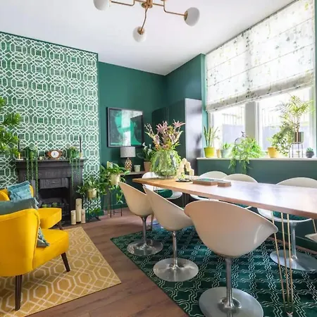 Swanky In Bethnal With Garden * Londra